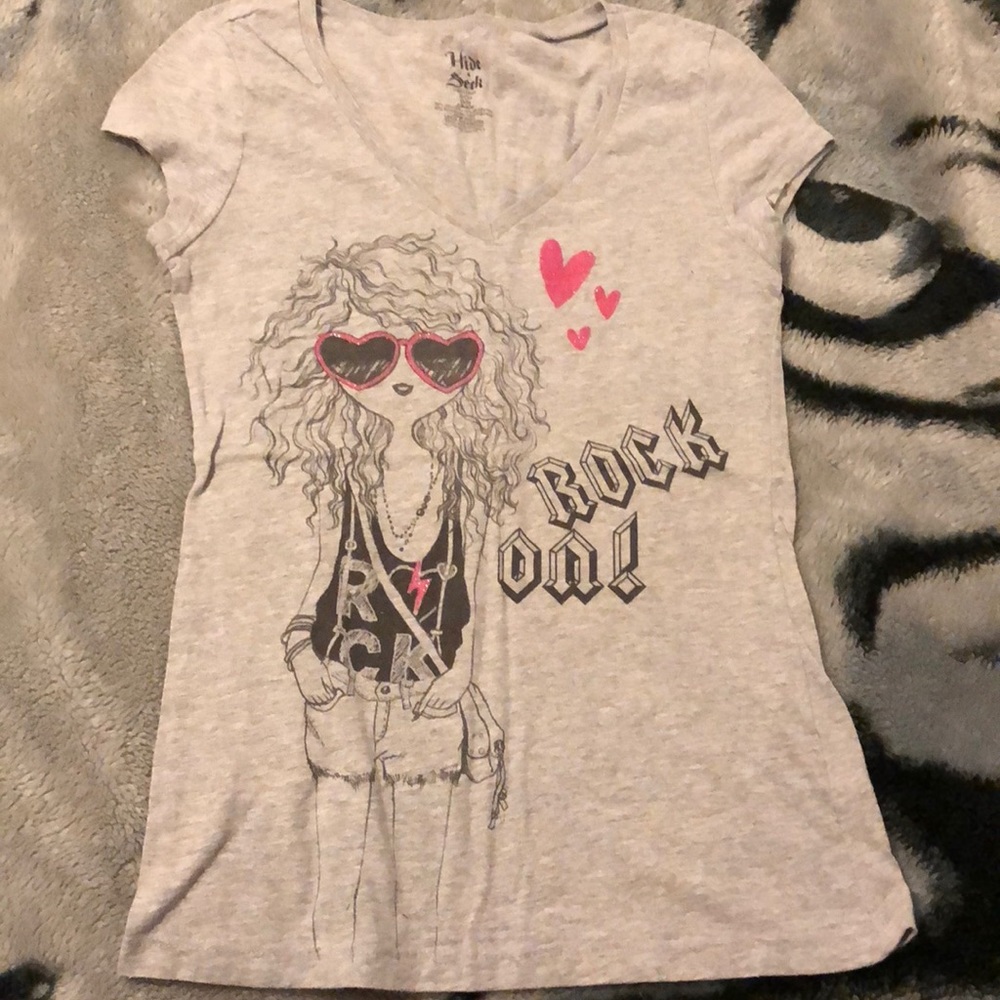 V-neck shirt